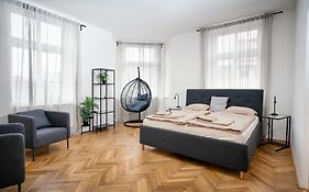 Apartman Namesti Frantiska Krizika